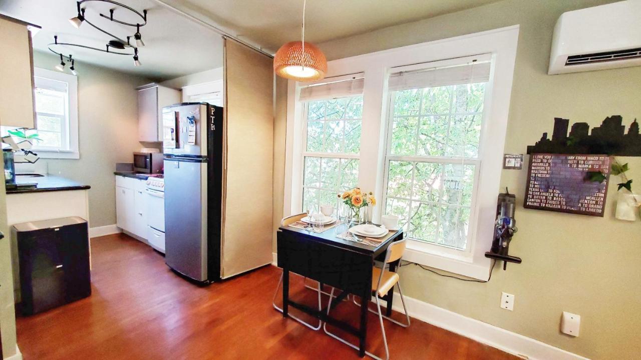 Ut Moody Center Downtown Eco Pecan Tree House Free Wifi Parking Quiet Office Austin Exterior photo
